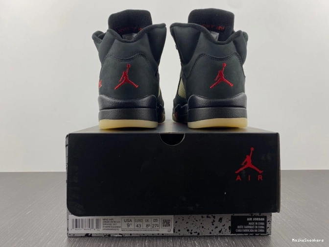 MaikeSneakers 5 Jordan DR0092-001 Noir Off Air Gore-Tex 0801